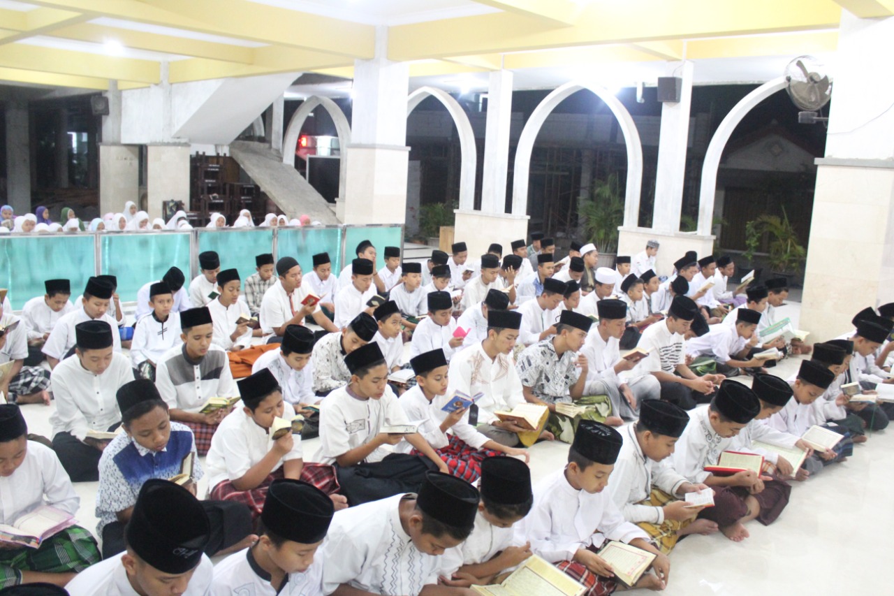Rutinan Ngaji Alqur'an Bersama